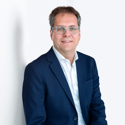 Dr. Finn Heinrich